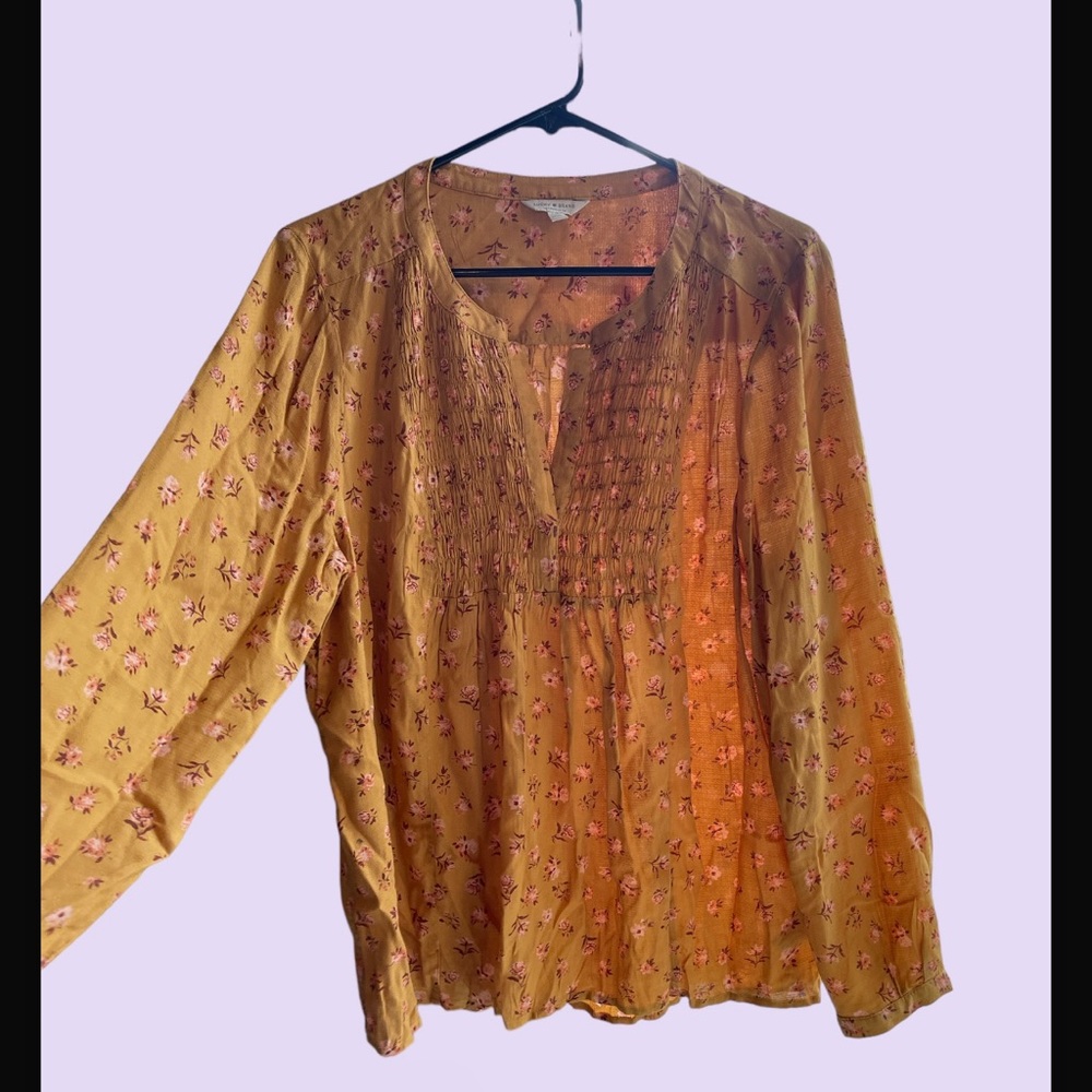 Never worn LUCKY BRAND, mustard colored top. Size L